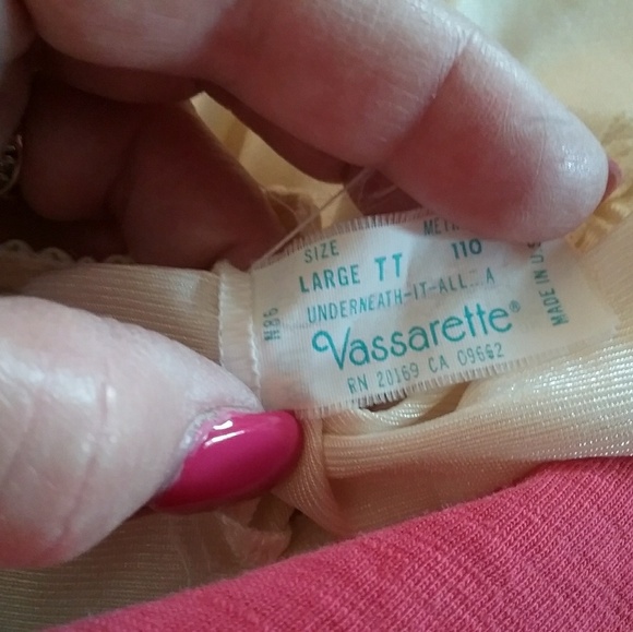 Vassarette Vintage Ivory Half Slip w/Lace Trim - Picture 5 of 7